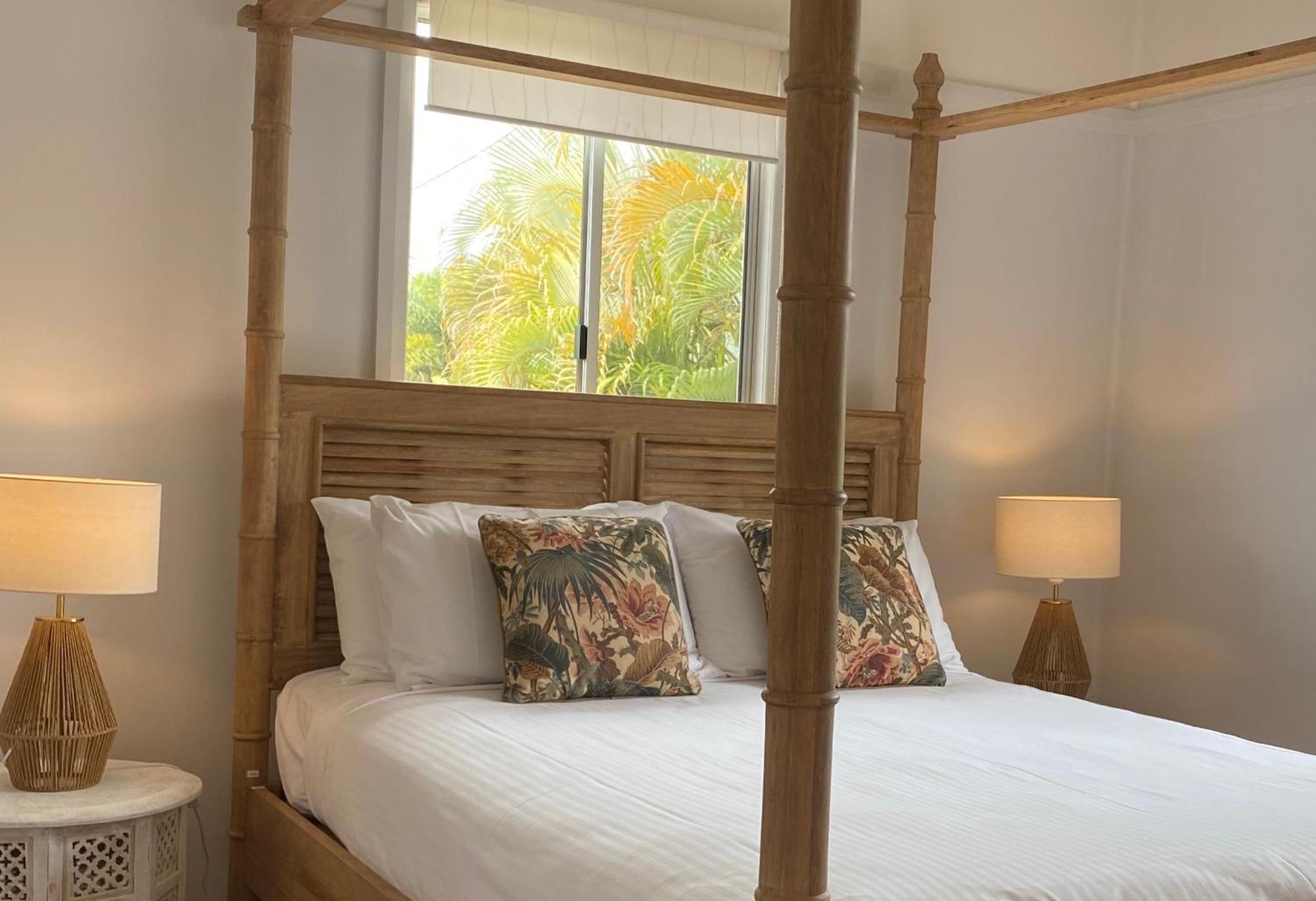 Beachmere Palms Motel 外观 照片
