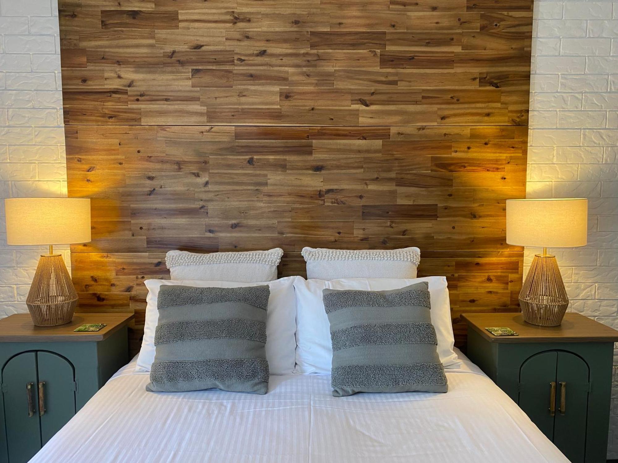 Beachmere Palms Motel 外观 照片
